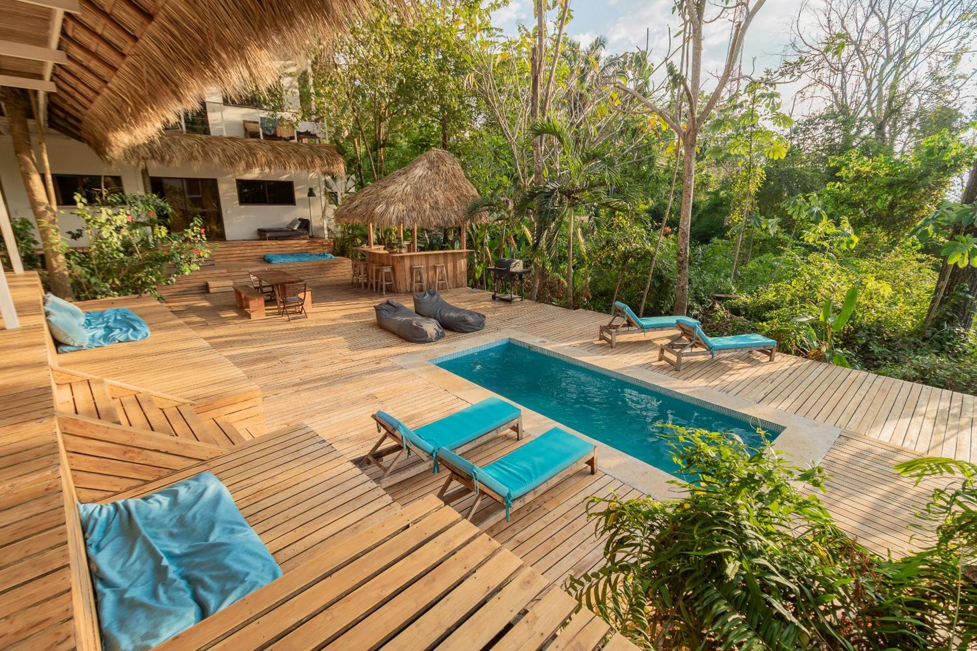 La Sana Surf Hotel, New Management, Few Mn Drive To The Beach Playa Santa Teresa  Buitenkant foto