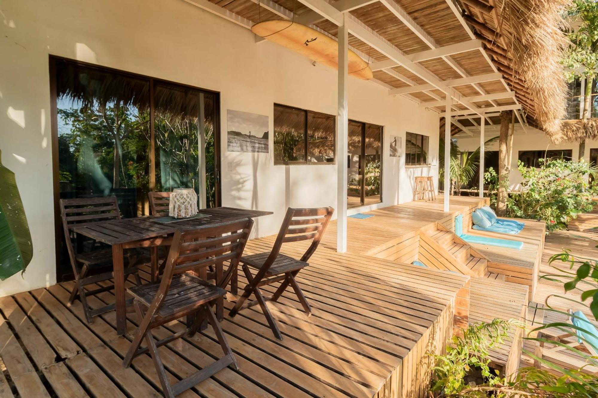 La Sana Surf Hotel, New Management, Few Mn Drive To The Beach Playa Santa Teresa  Buitenkant foto