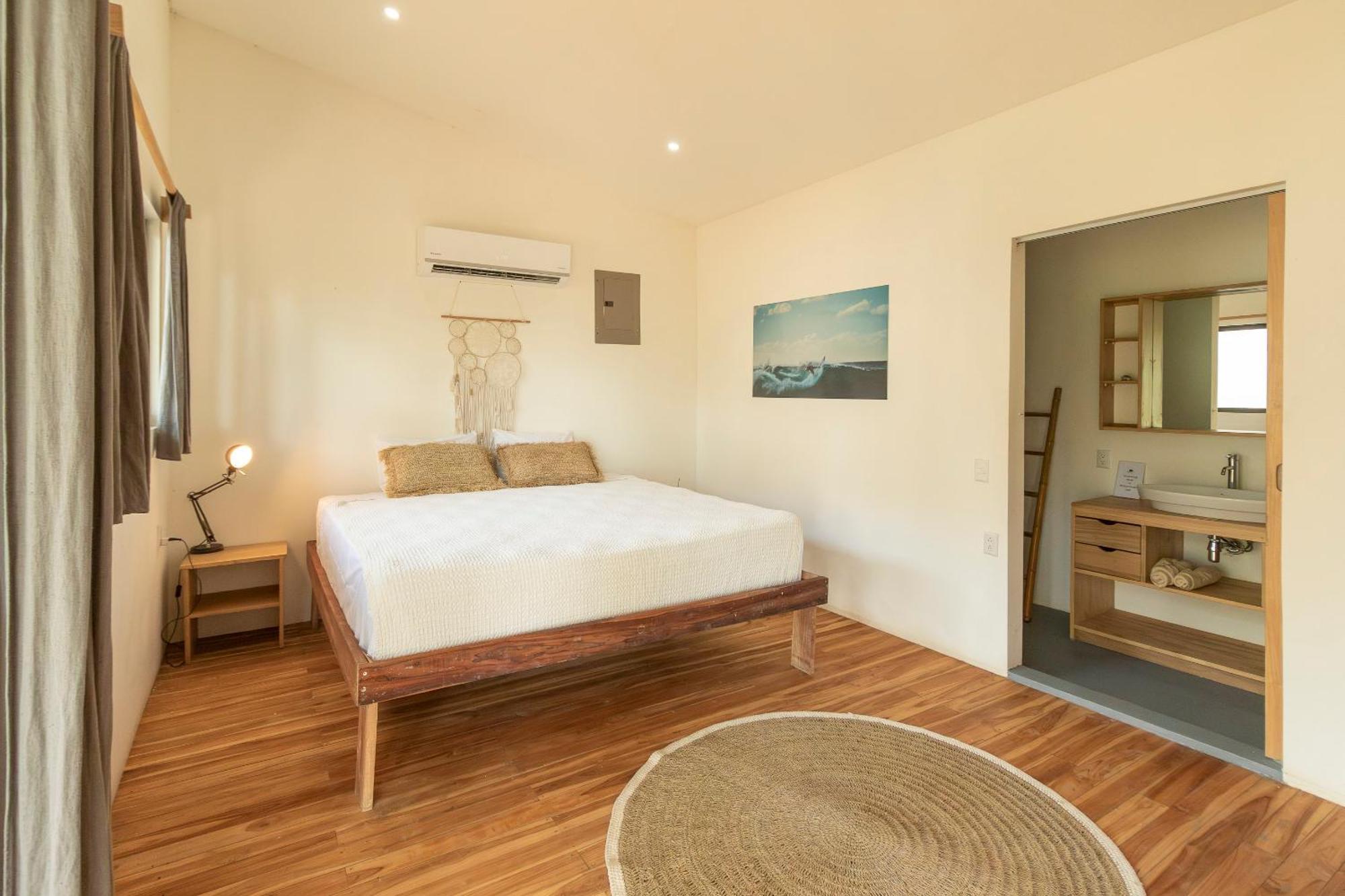 La Sana Surf Hotel, New Management, Few Mn Drive To The Beach Playa Santa Teresa  Buitenkant foto
