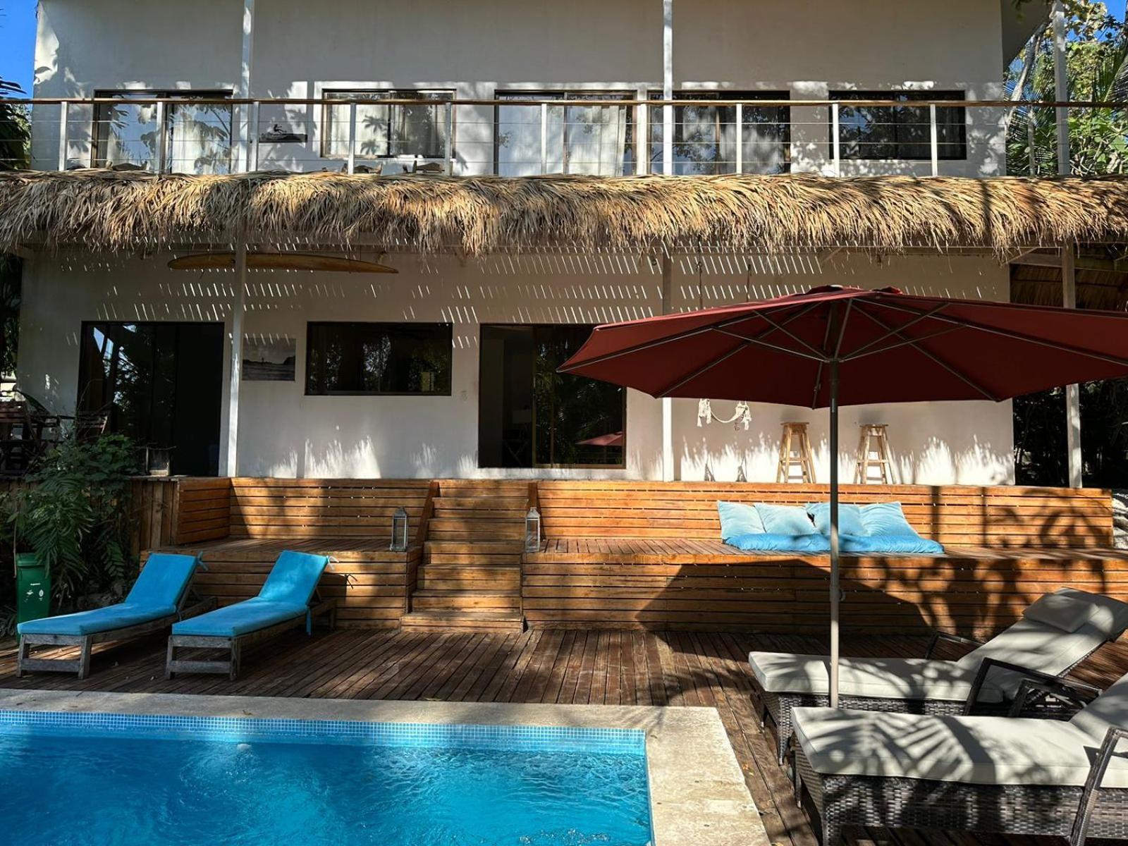La Sana Surf Hotel, New Management, Few Mn Drive To The Beach Playa Santa Teresa  Buitenkant foto