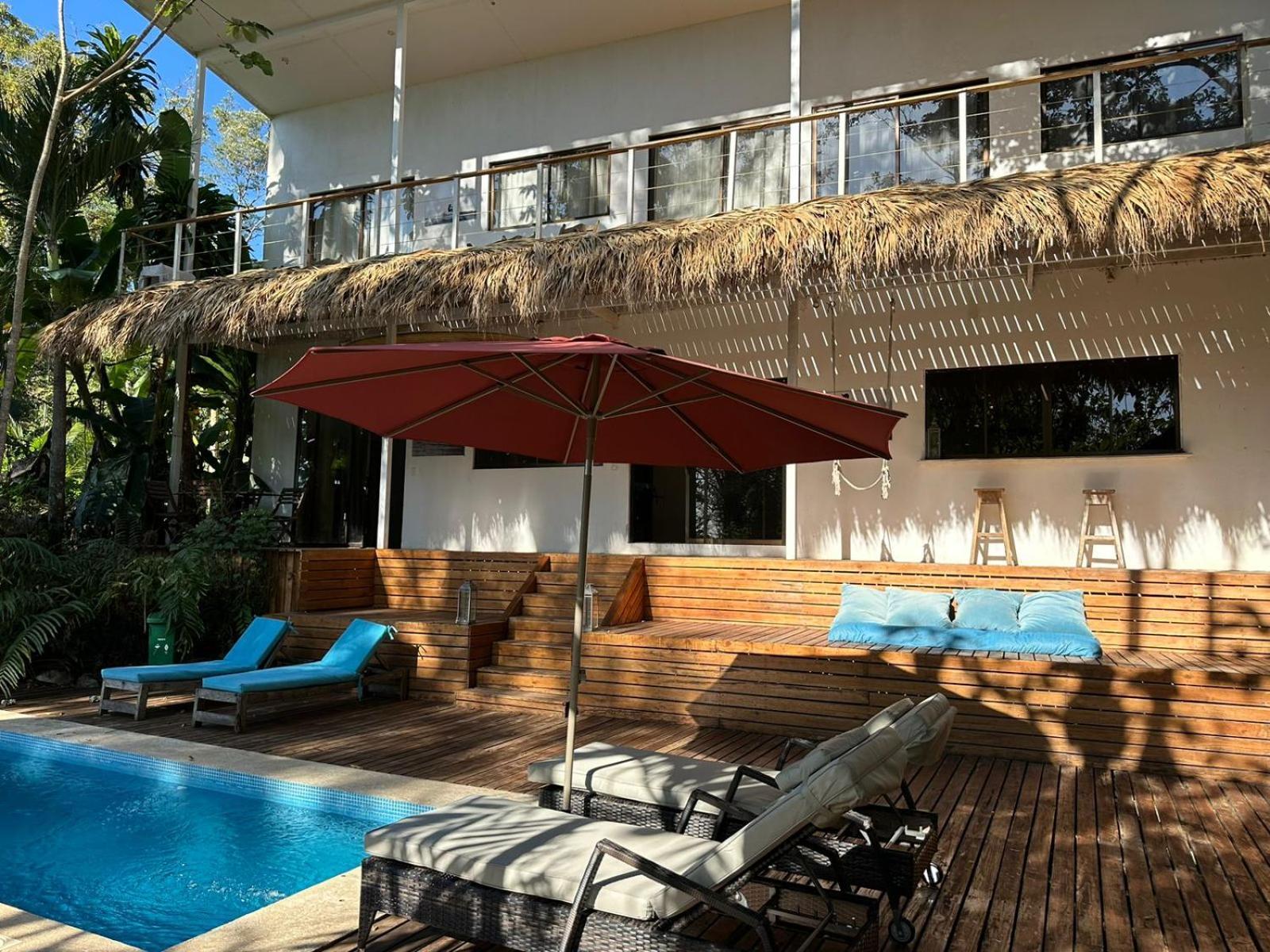 La Sana Surf Hotel, New Management, Few Mn Drive To The Beach Playa Santa Teresa  Buitenkant foto